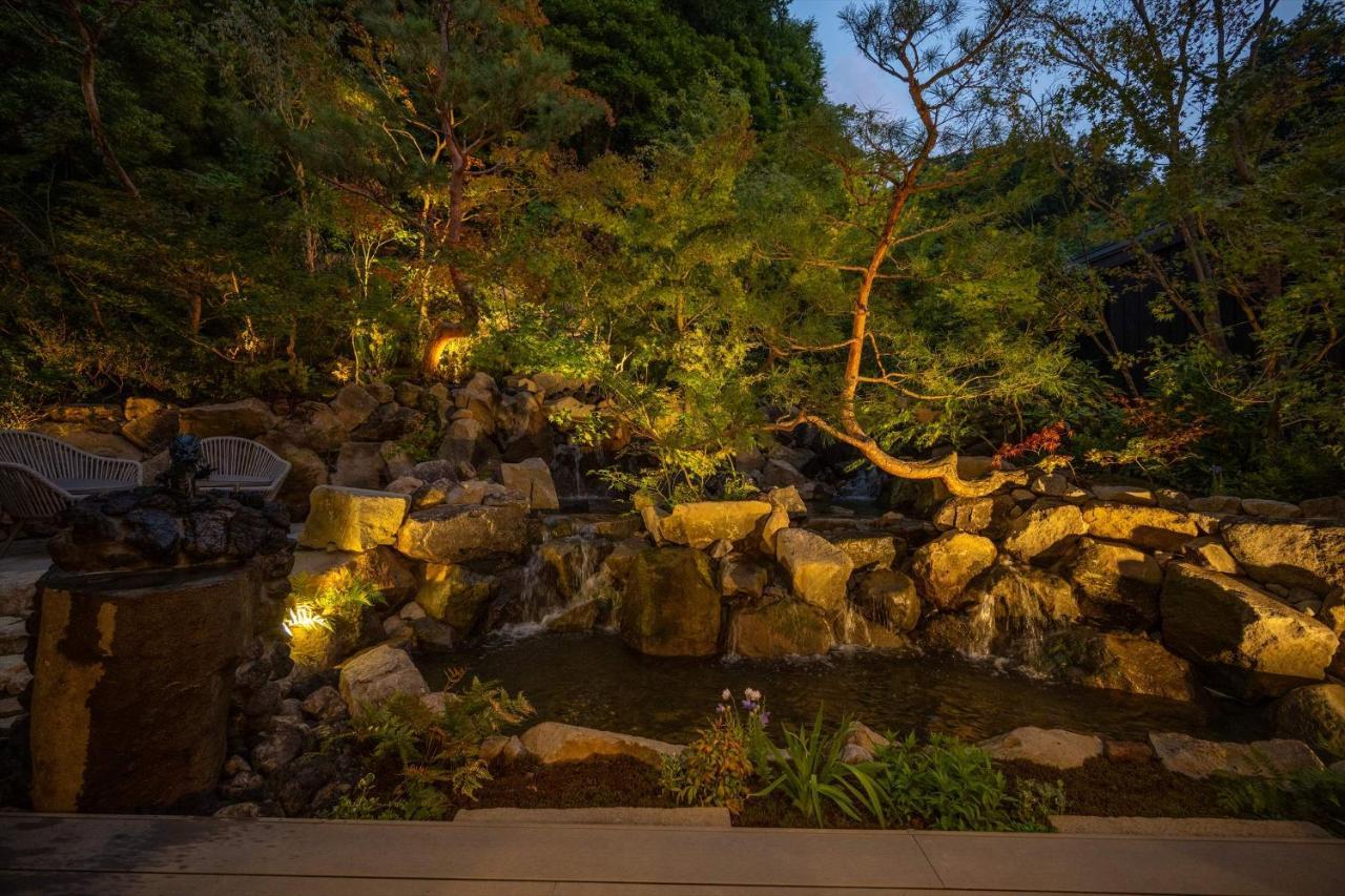 Отель Bessho Onsen Midoriya Уэда Экстерьер фото